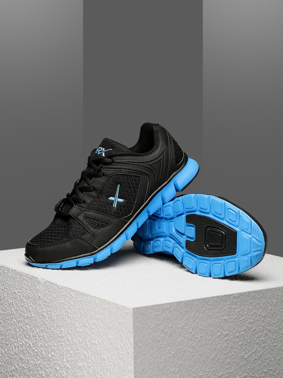 HRX by Hrithik Roshan Men Black Solid Running Shoes