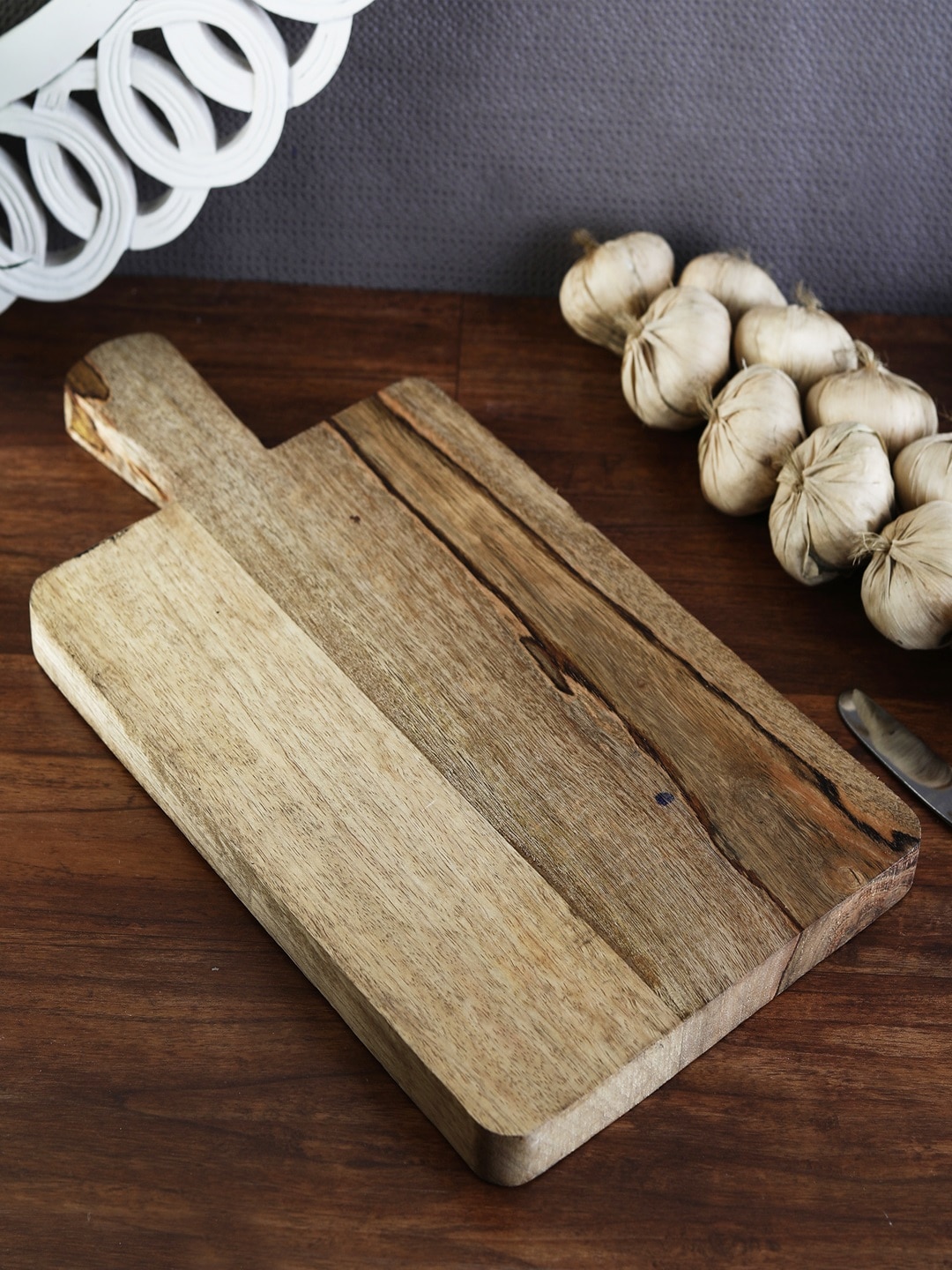 VarEesha Brown Solid Wood Chopping Board/ Serving Platter Price in India