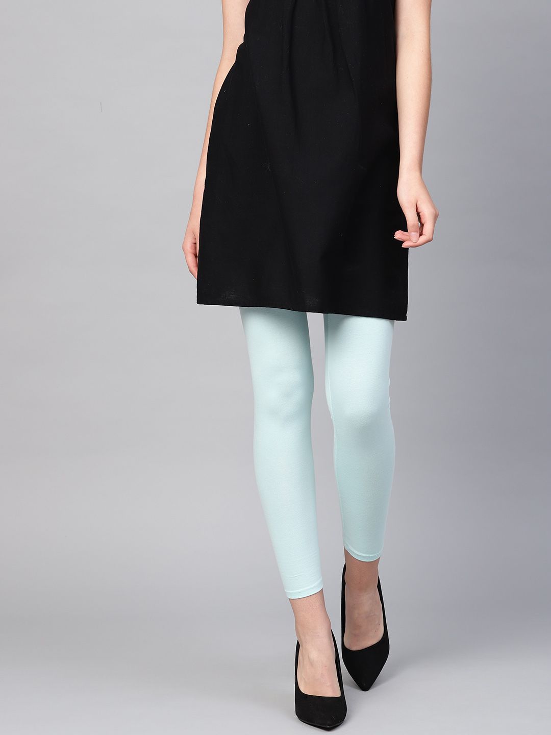 W Women Blue Solid Ankle Length Leggings Price in India