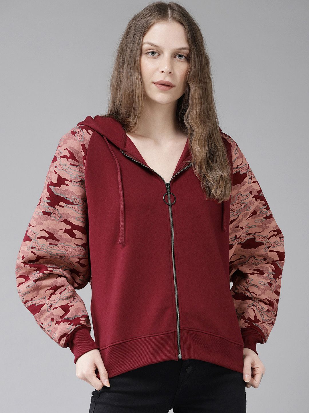 The Roadster Lifestyle Co Women Maroon Solid Hooded Sweatshirt Price in India