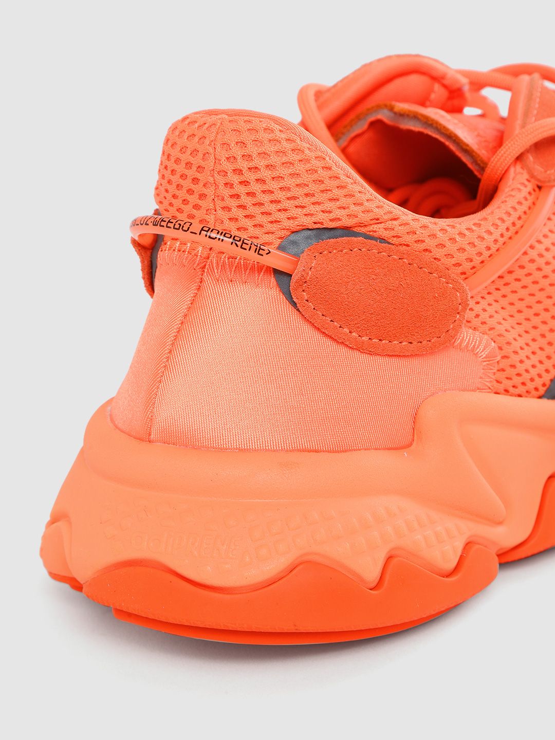 nike ozweego orange