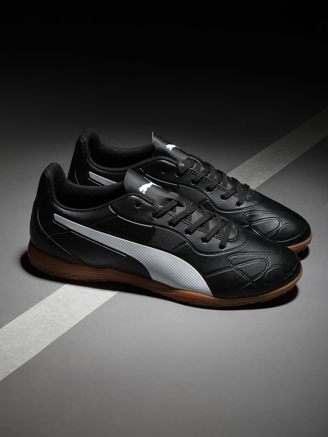 Puma Men Black Monarch IT Football Shoes