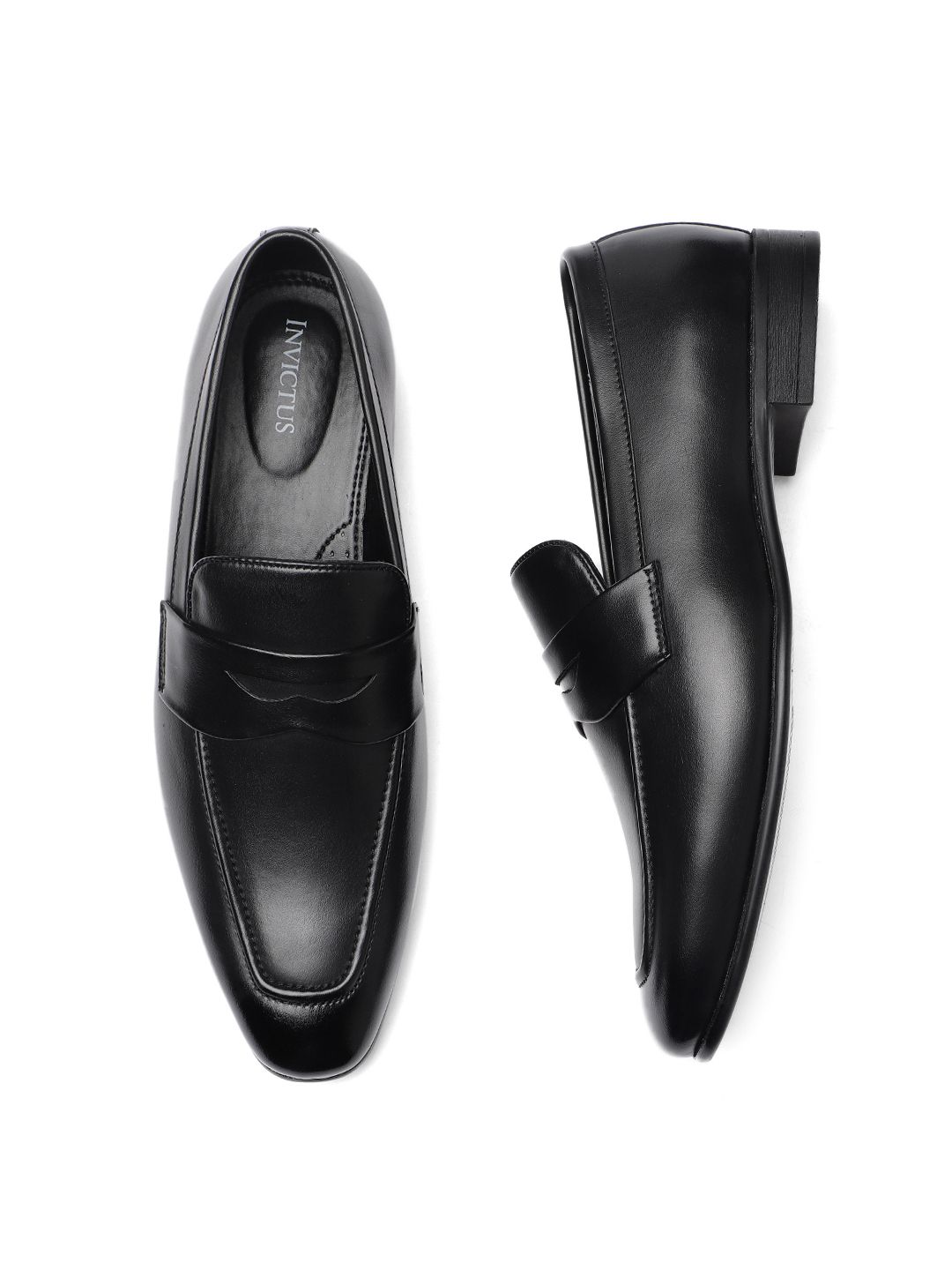 INVICTUS Men Black Solid Loafers