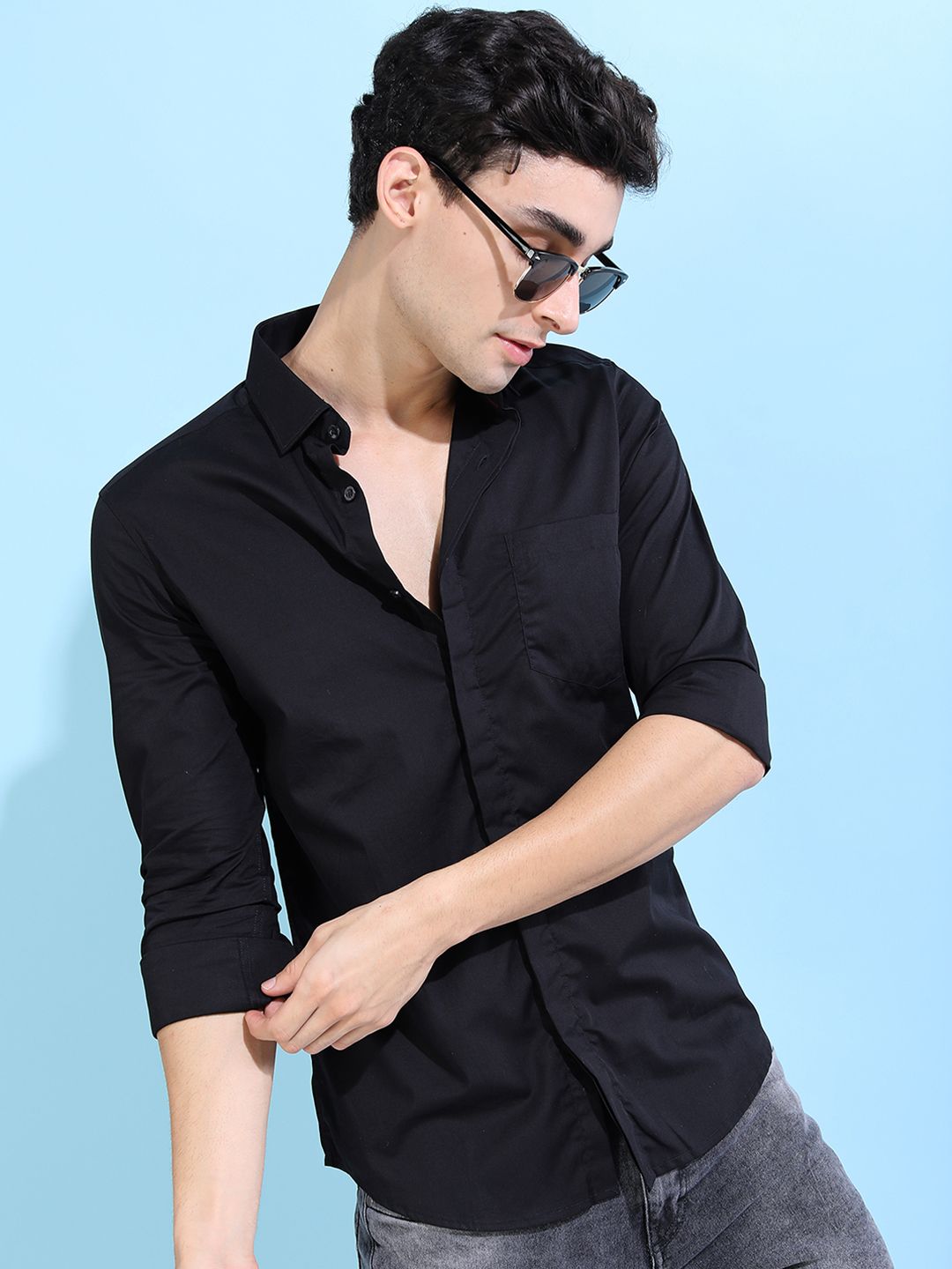 Men Slim Fit Formal Shirt HIGHLANDER Men Black Slim Fit Solid Formal Shirt