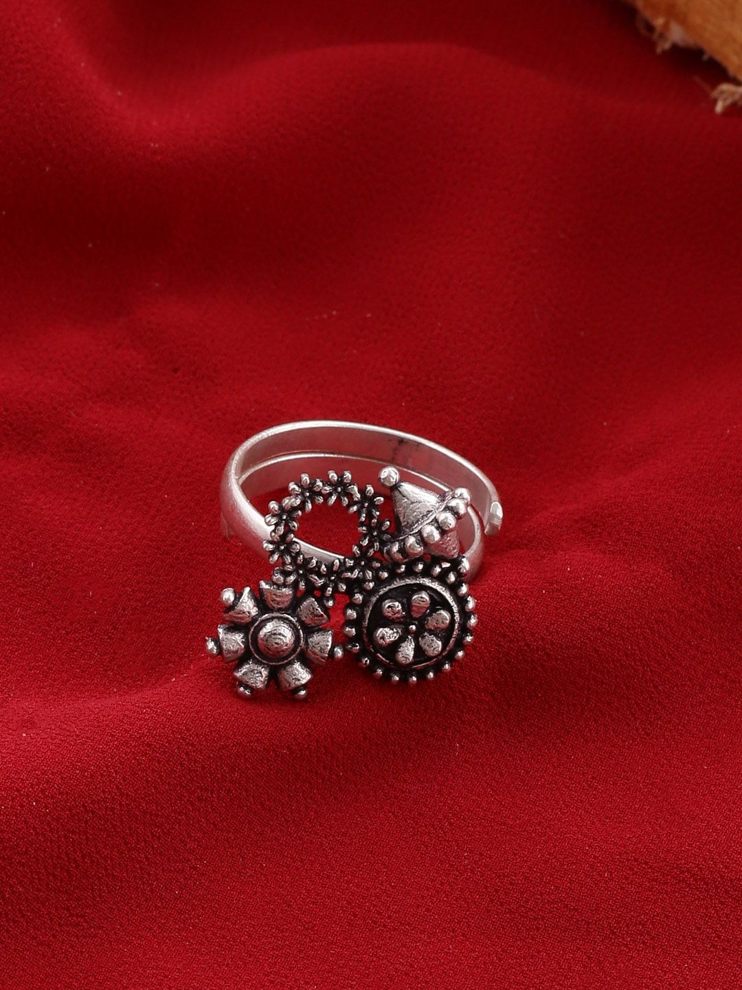 Voylla Oxidised Silver-Plated Nayantara Floral Motif Statement Ring Price in India