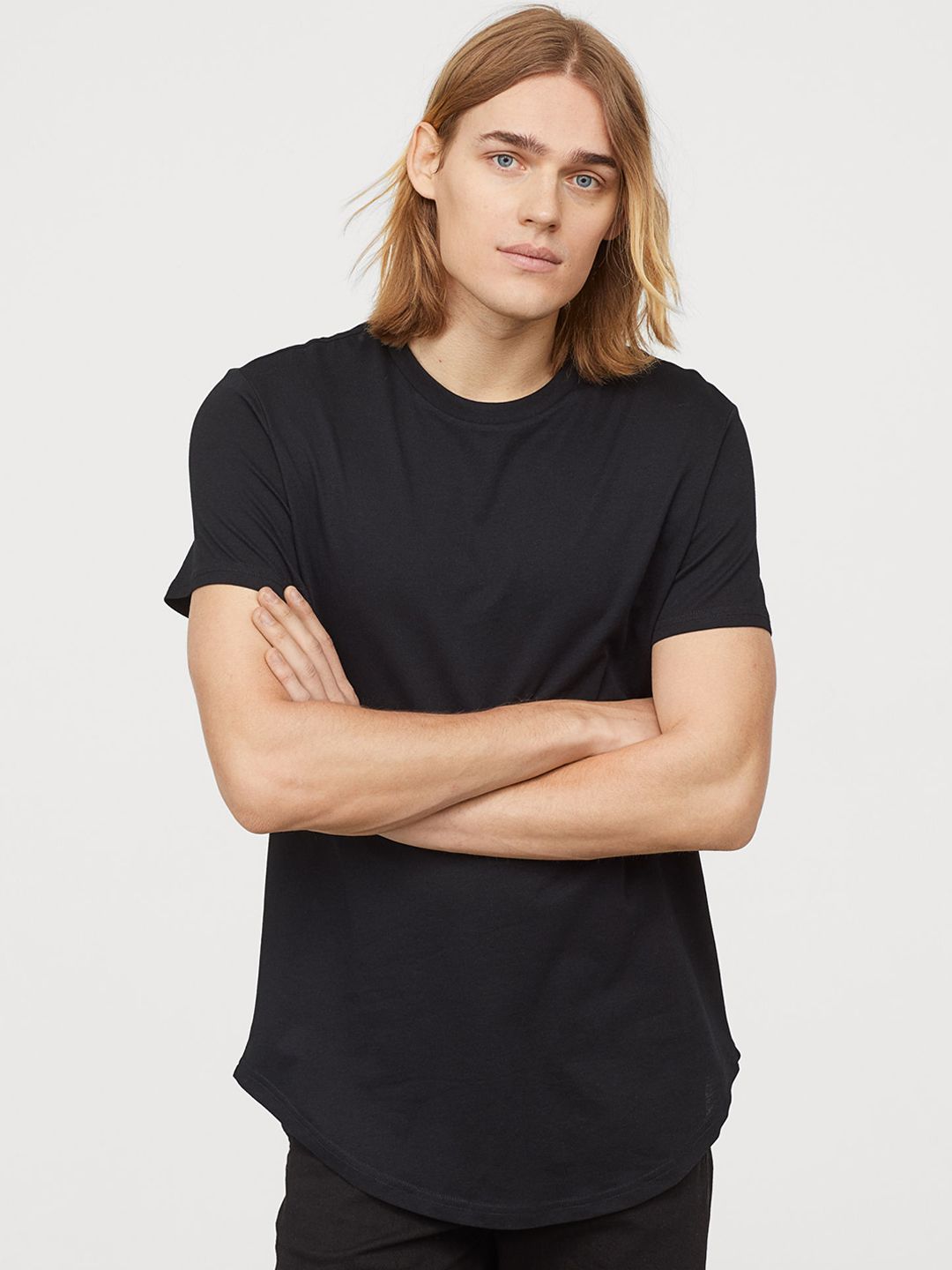 H&M Men Black Solid Long Sustainable T-shirt