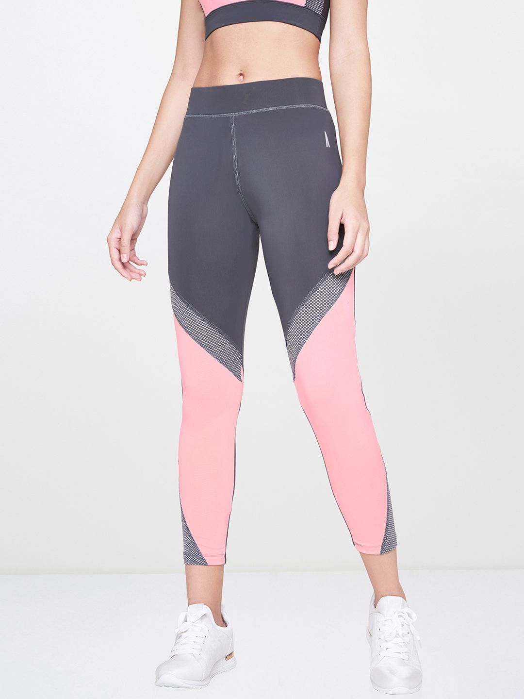 AND Women Charcoal Grey & Peach-Coloured Colourblocked Cropped Activewear Tights Price in India