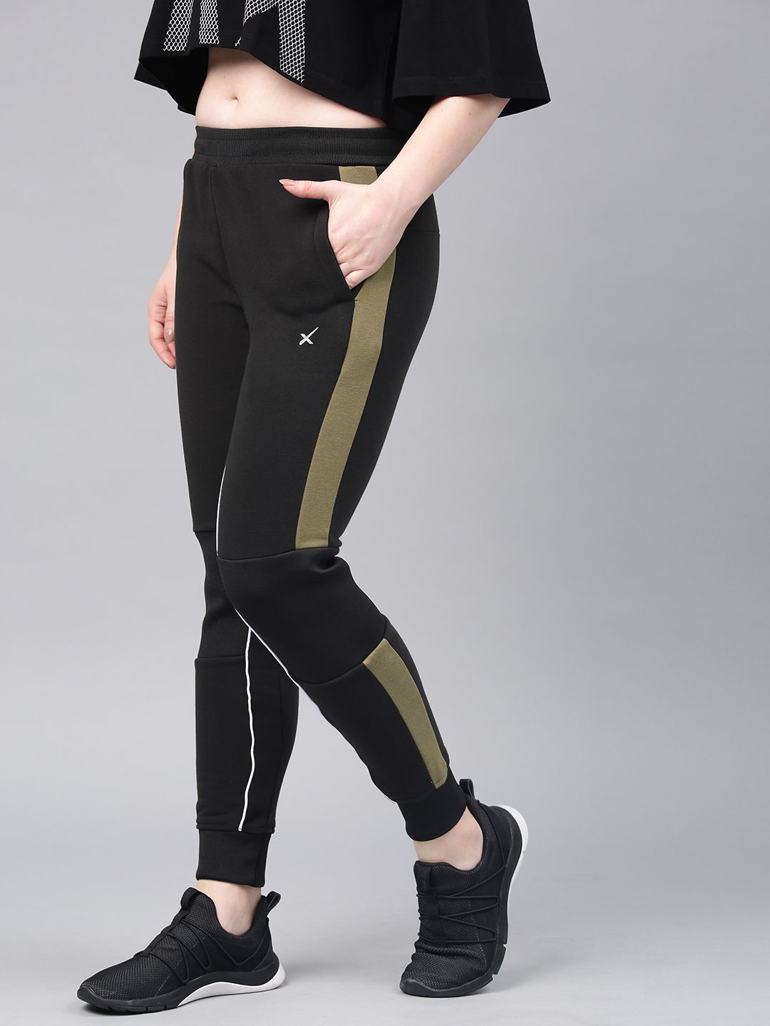 HRX by Hrithik Roshan Women Black Solid Slim Fit Joggers Price in India