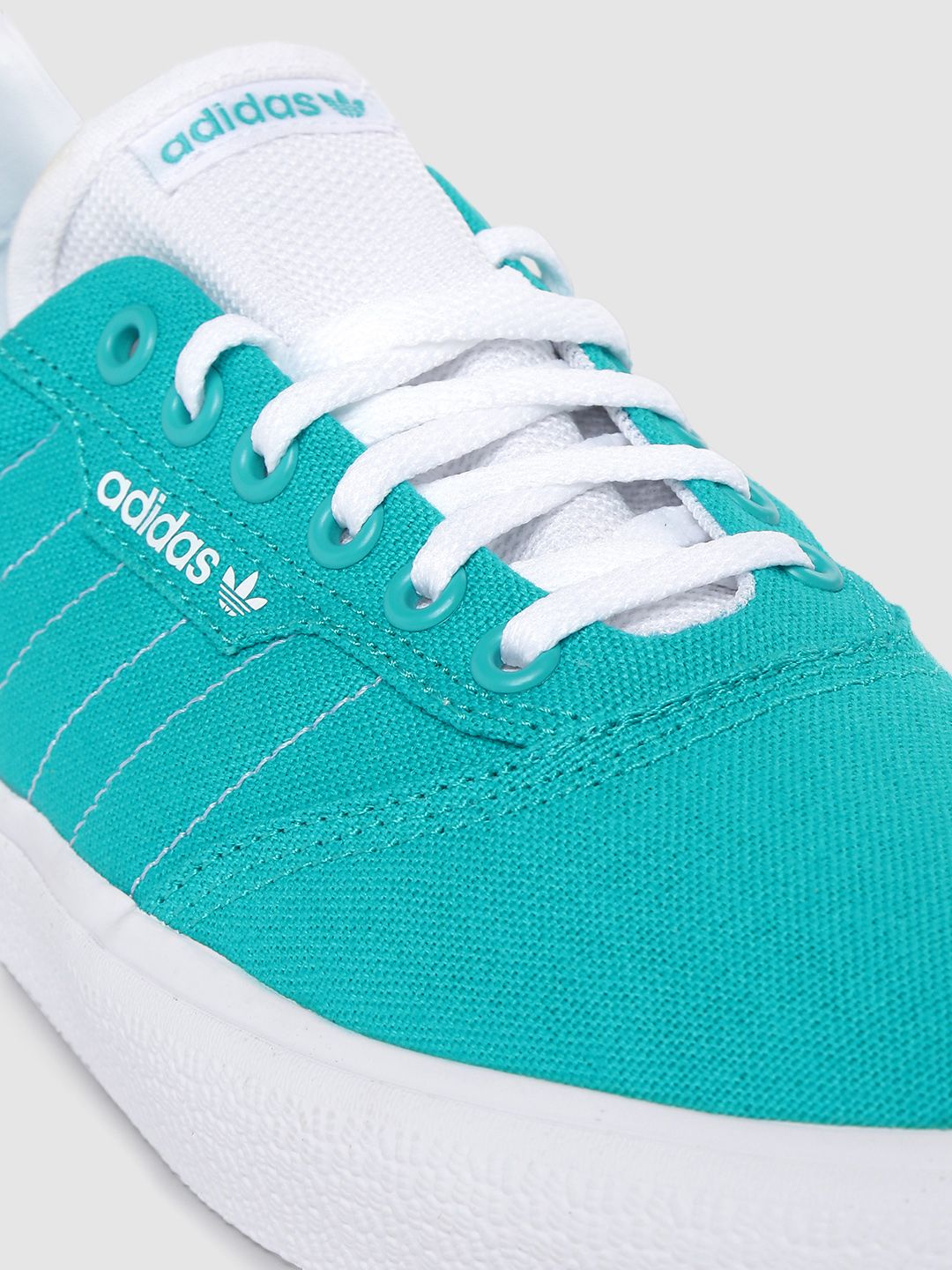 adidas gazelle silver green womens adidas 3MC Slip-On x Disney Goofy Shoes FV9910