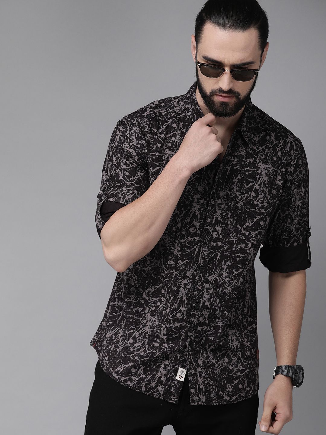 The Roadster Lifestyle Co Men Black Regular Fit Printed  Casual Shirt