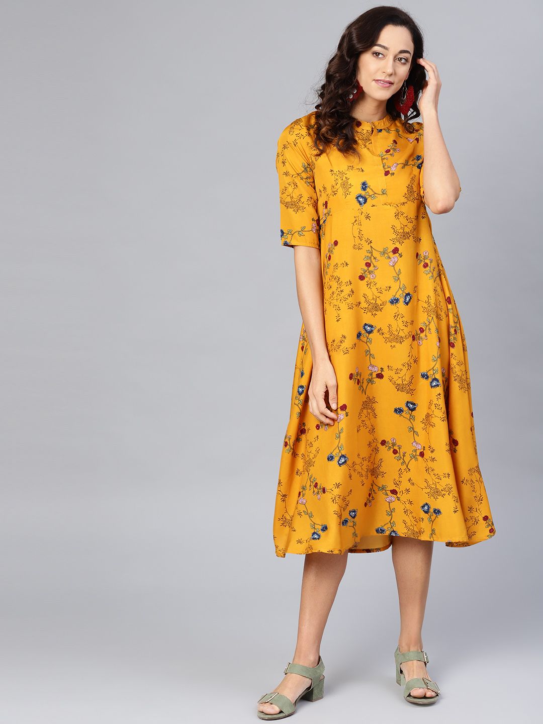 Myshka Women Mustard Yellow & Black Floral Print A-Line Dress