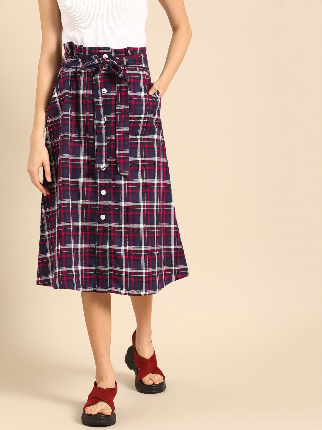 DressBerry Women Navy Blue & Red Checked A-Line Skirt