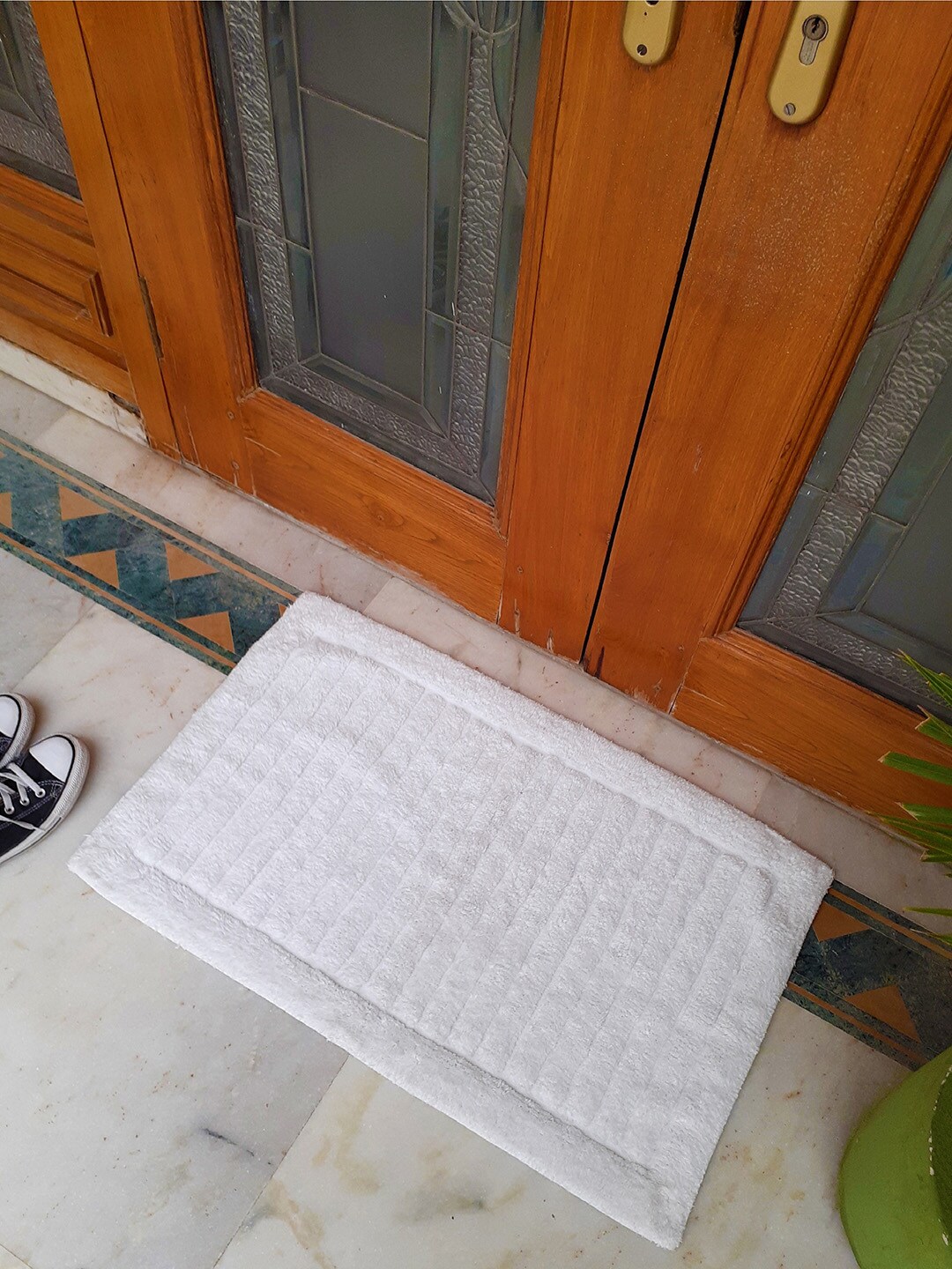 Avira Home White Ribbed Cotton Doormat Price in India