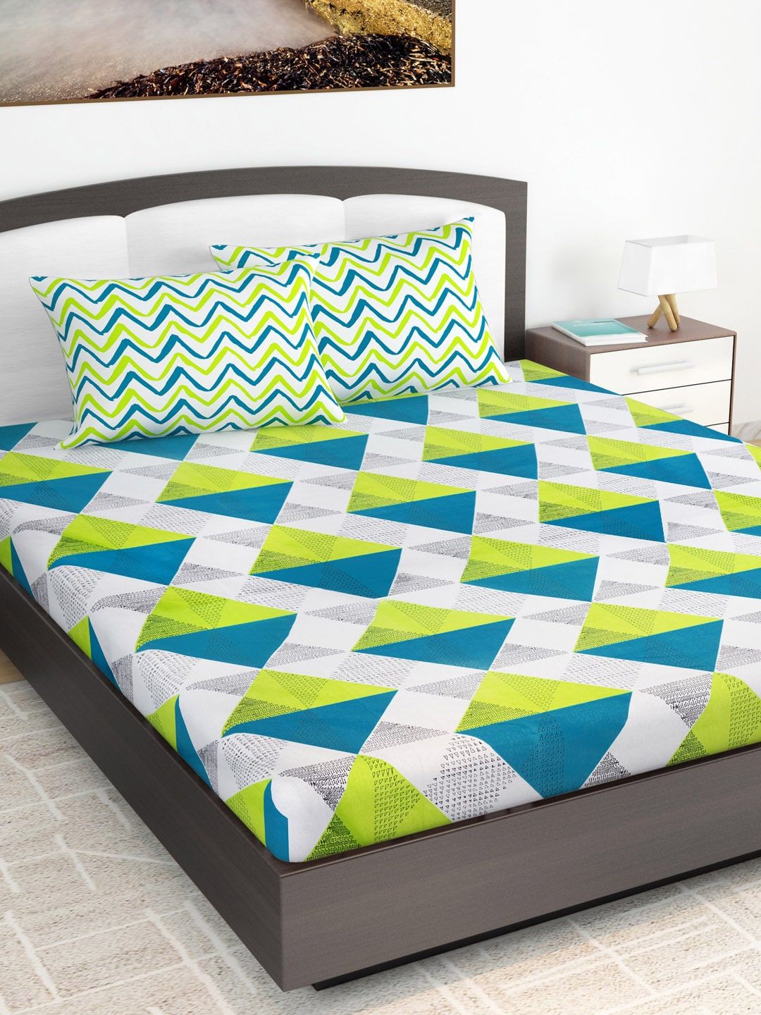 Divine Casa Green & Turquoise Blue Geometric 144 TC Cotton 1 King Bedsheet with 2 Pillow Covers Price in India