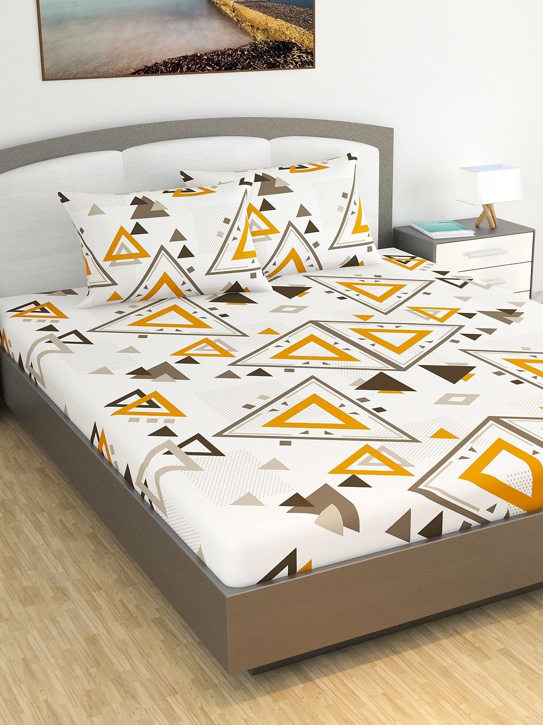 Divine Casa White & Orange Geometric 144 TC Cotton 1 King Bedsheet with 2 Pillow Covers Price in India