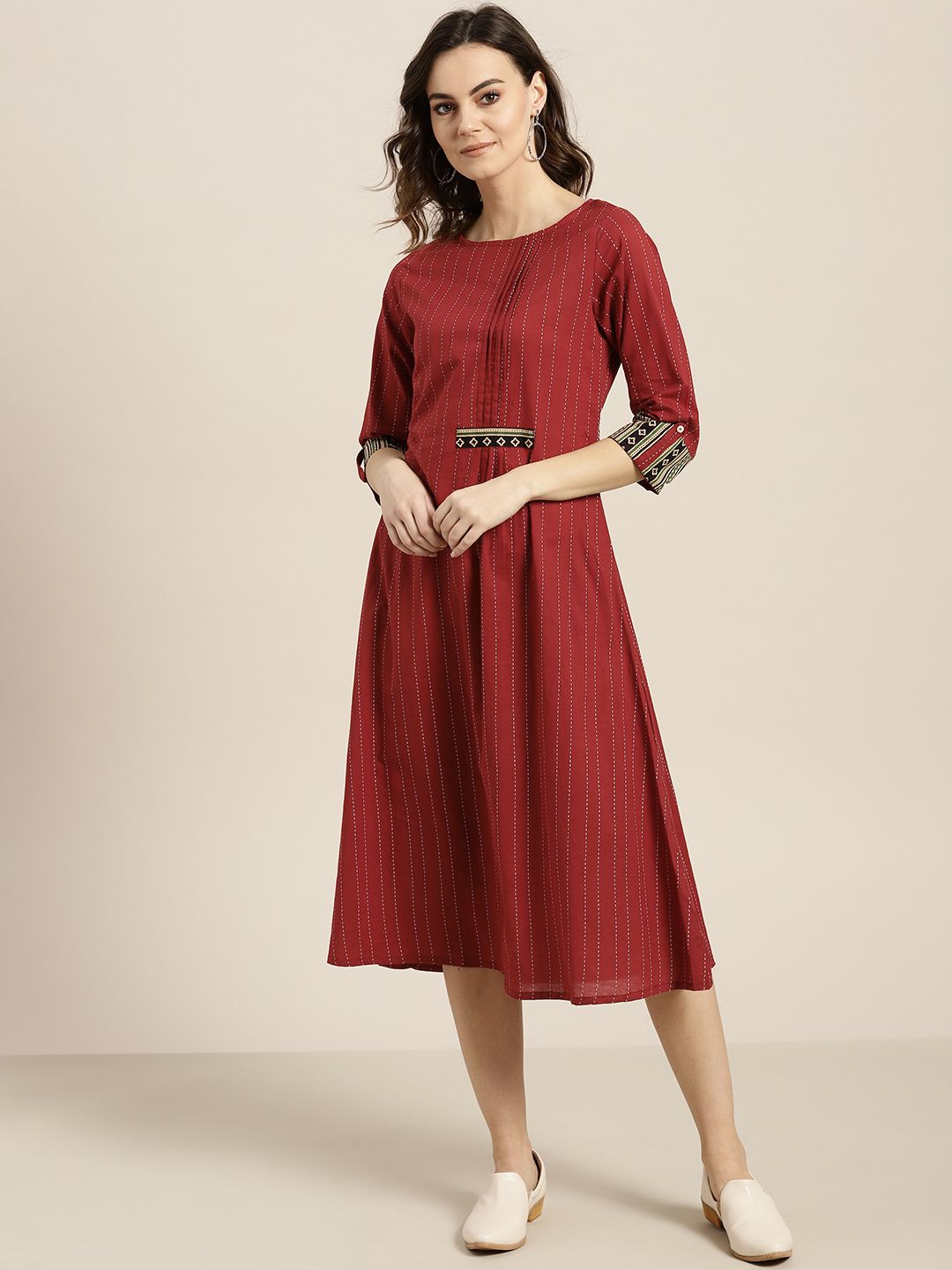 Sangria Women Maroon & White Striped A-Line Dress