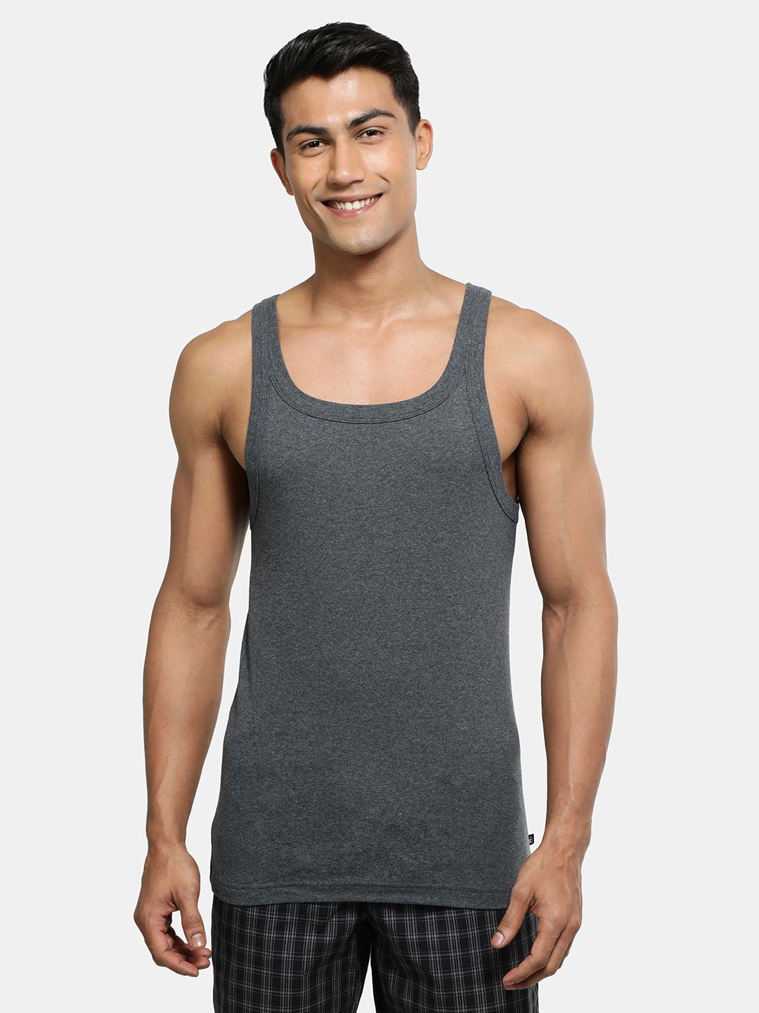 Jockey Men Charcoal Grey Solid Innerwear Vest US26-0105