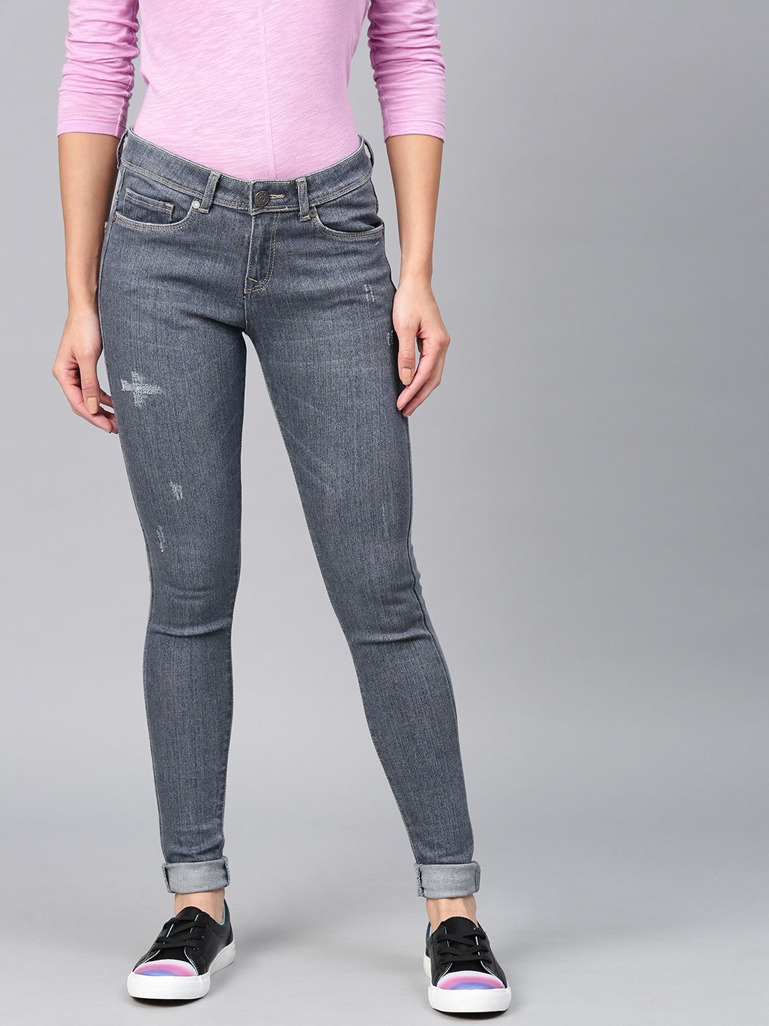 American Crew Women Blue Slim Fit Mid-Rise Low Distress Stretchable Jeans Price in India