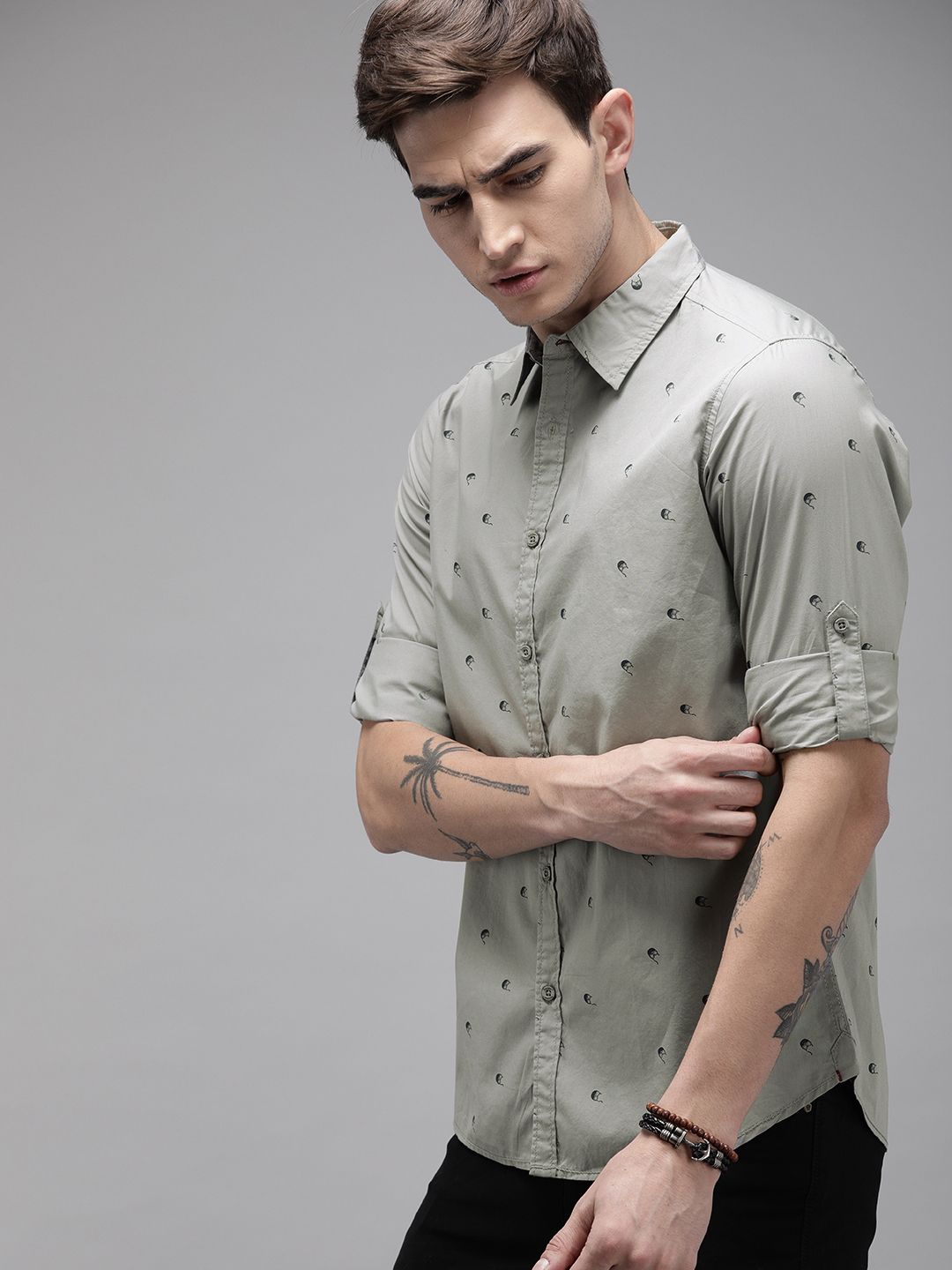 Roadster Men Grey Printed Regular Fit Casual Shirt