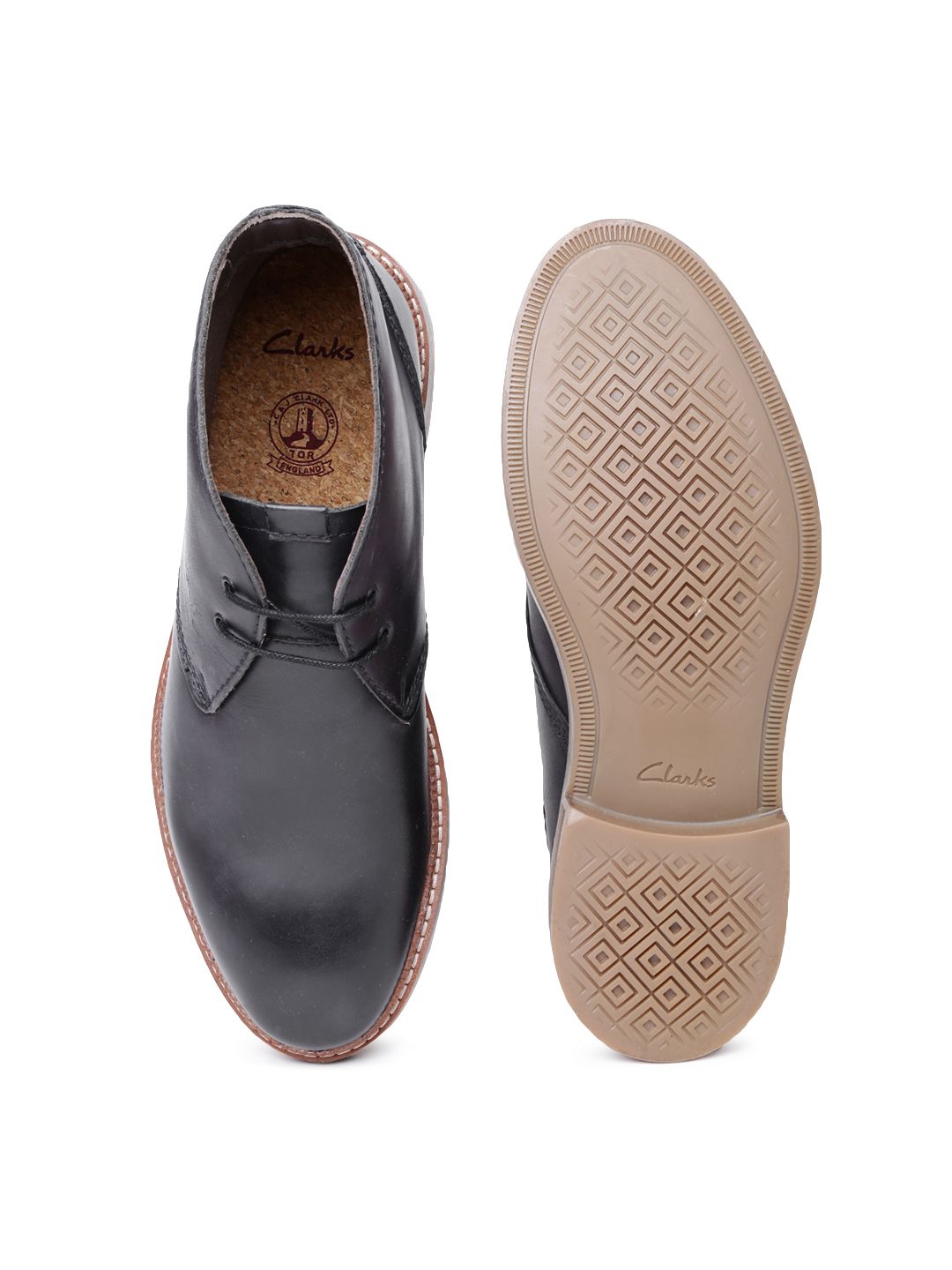 Buy Clarks Men Black Grimsby Leather Chukka Boots - Boots  display picture 3