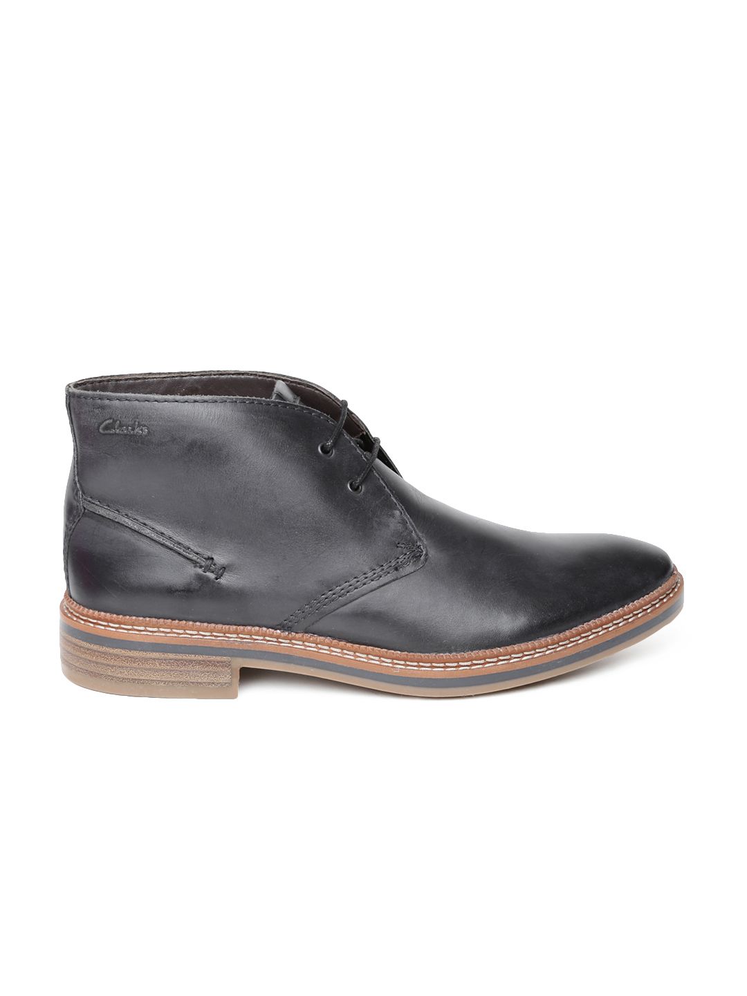 Clarks Grimsby Chukka Boot Buy Clarks Men Black Grimsby Leather Chukka Boots - Boots  main image 3