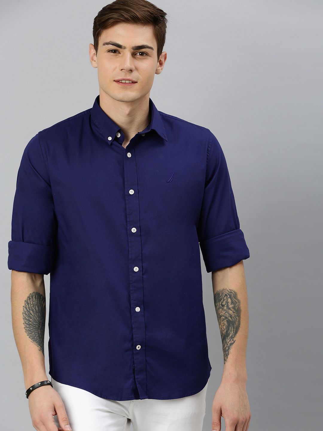 Nautica Men Blue Slim Fit Solid Casual Shirt