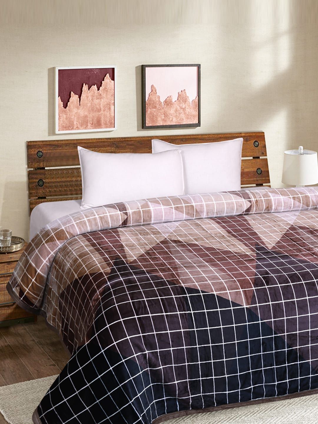 Signature Multicoloured Checked Mild Winter 380 GSM Double Bed Blanket Price in India