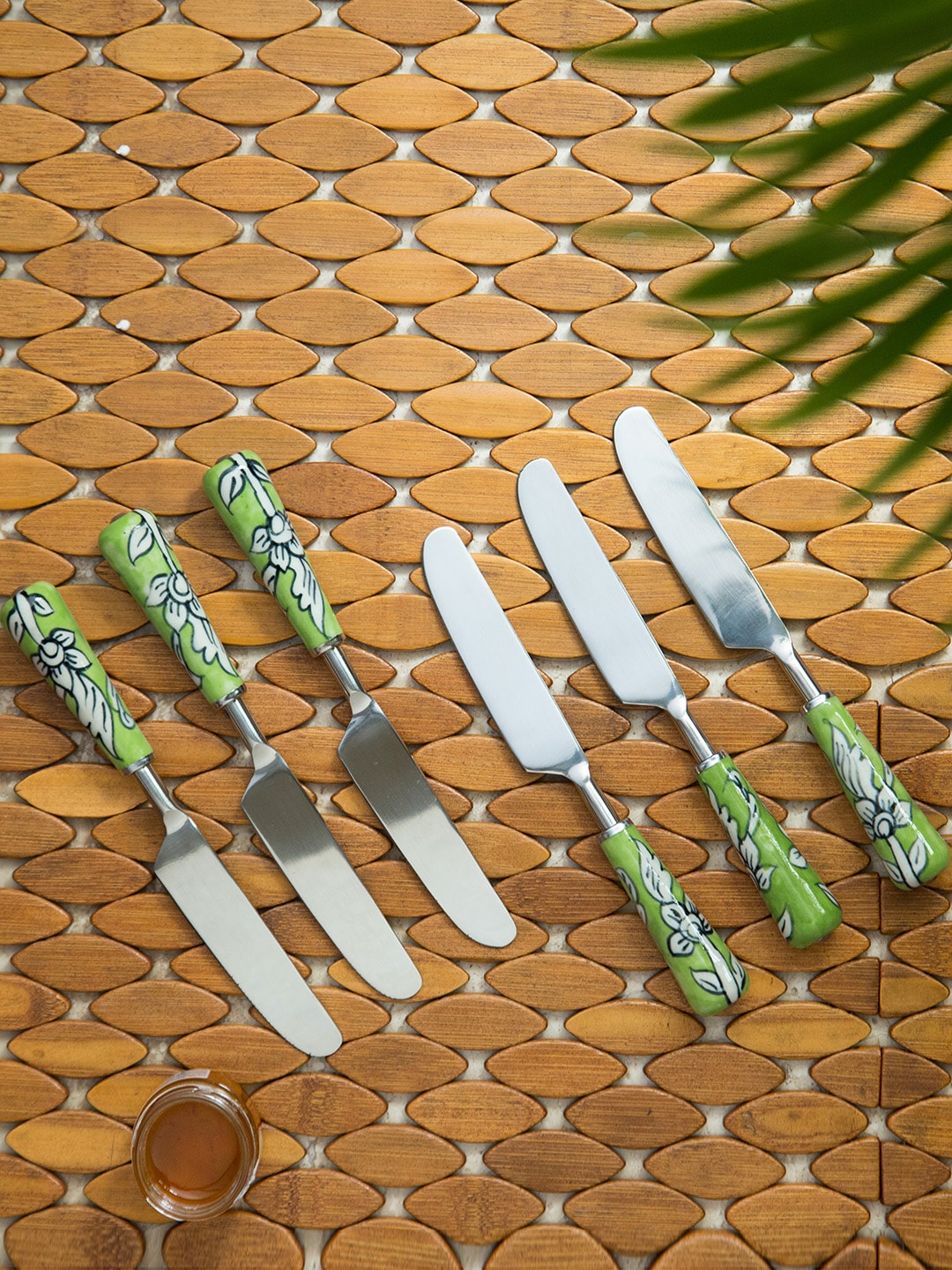 ExclusiveLane Silver-Toned & Green 6-Pieces Printed Stainless Steel Knives Set Price in India