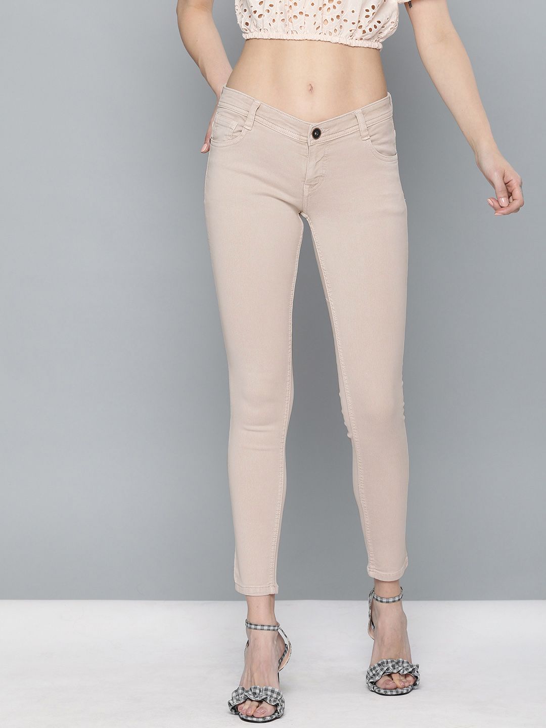 High Star Women Beige Slim Fit Mid-Rise Clean Look Stretchable Jeans Price in India