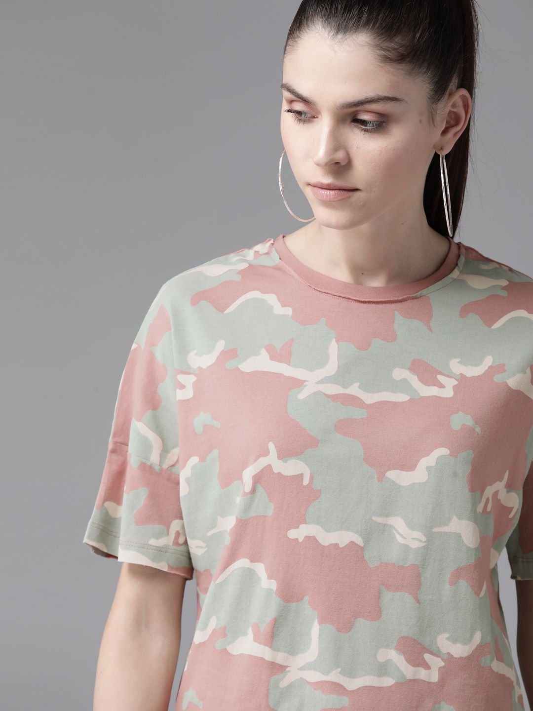 Roadster Women Pink  Green Camouflage Print Round Neck Pure Cotton T-shirt Price in India