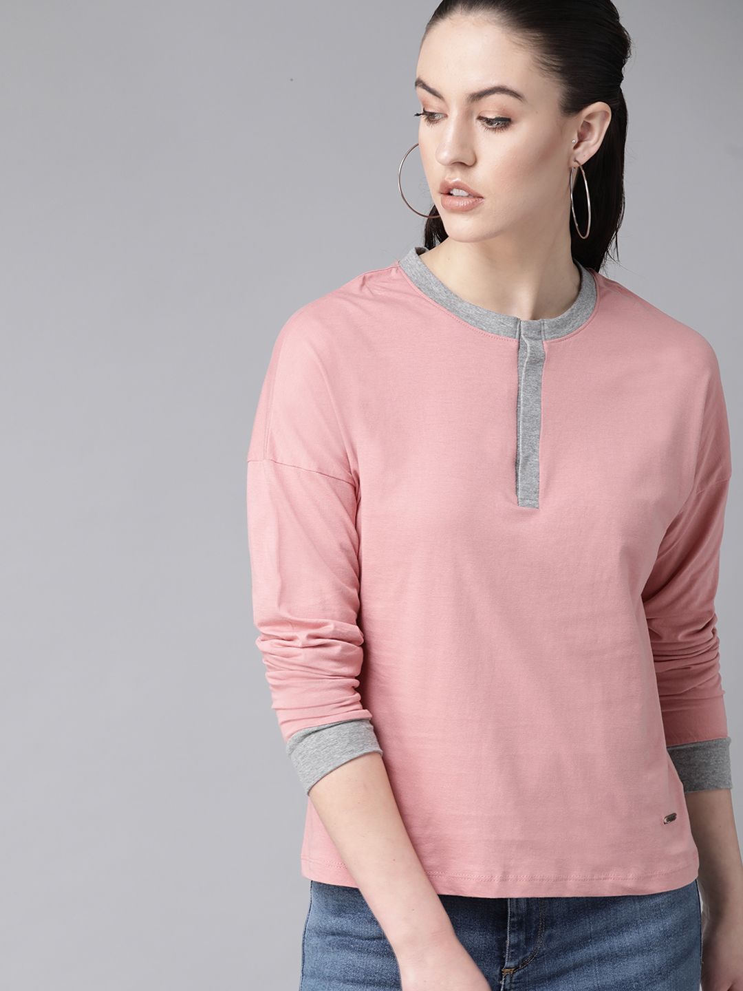 Roadster Women Dusty Pink Solid Henley Neck T-shirt