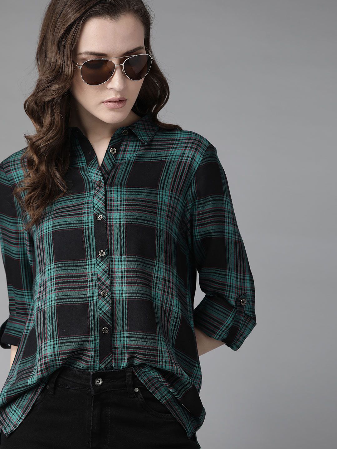 Roadster Women Black & Green Regular Fit Checked Casual Shirt