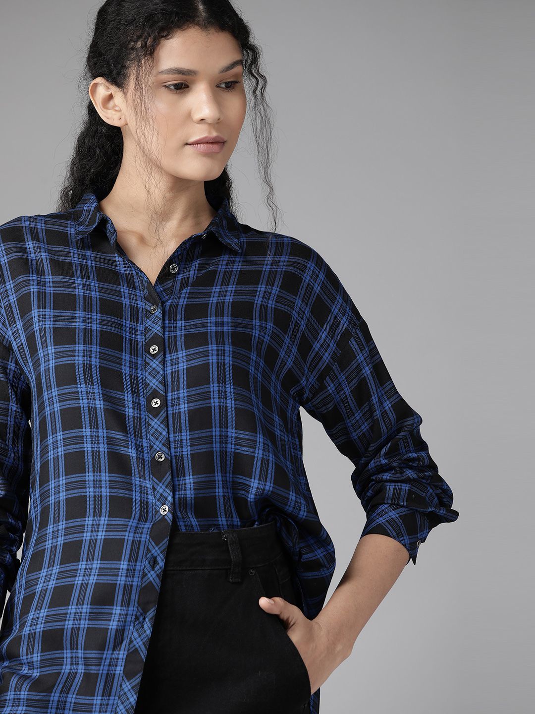 Roadster Women Black & Blue Regular Fit Checked Longline High-Low Shirt