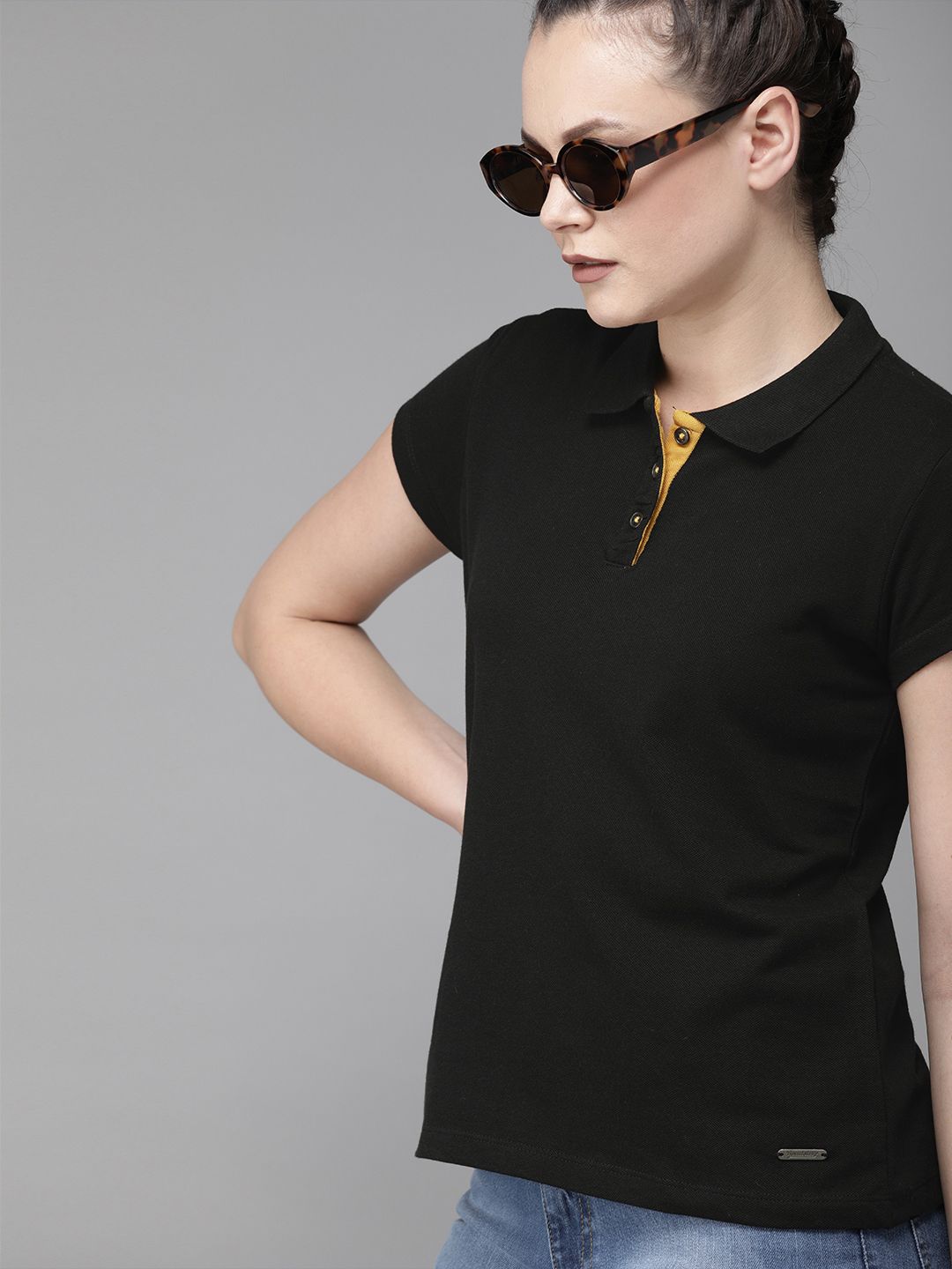 Roadster Women Black Solid Polo Collar T-shirt