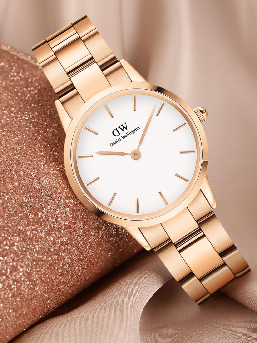 Daniel Wellington Women Iconic Link 32mm Rose Gold & White Watch DW00100211 Price in India