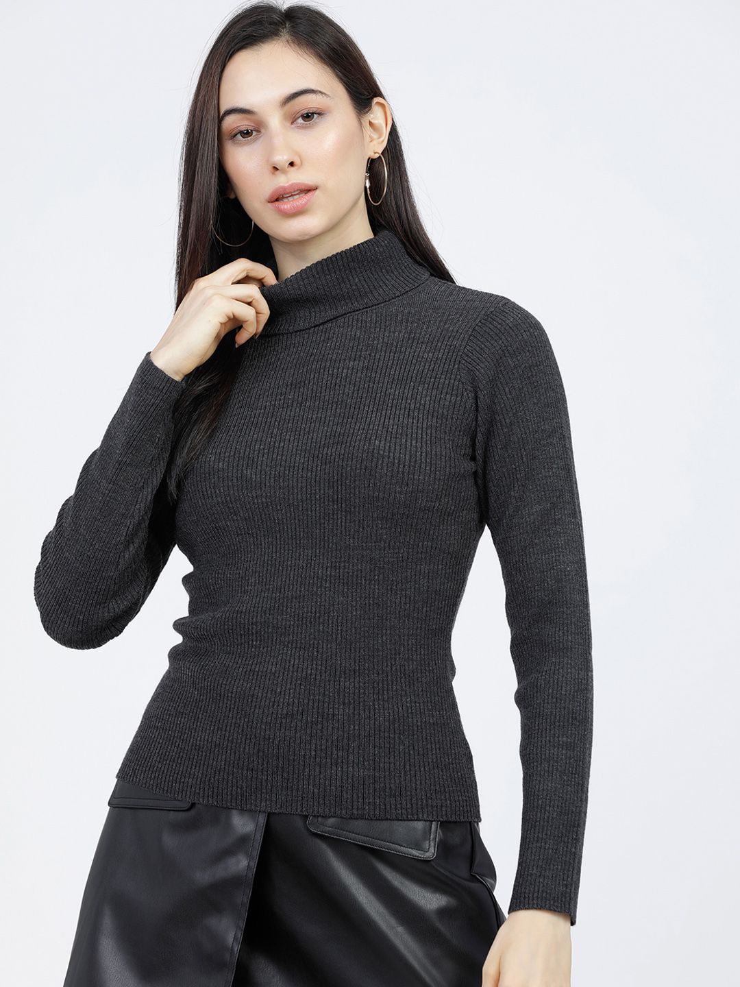 Tokyo Talkies Women Charcoal Grey Ribbed Pullover Price in India