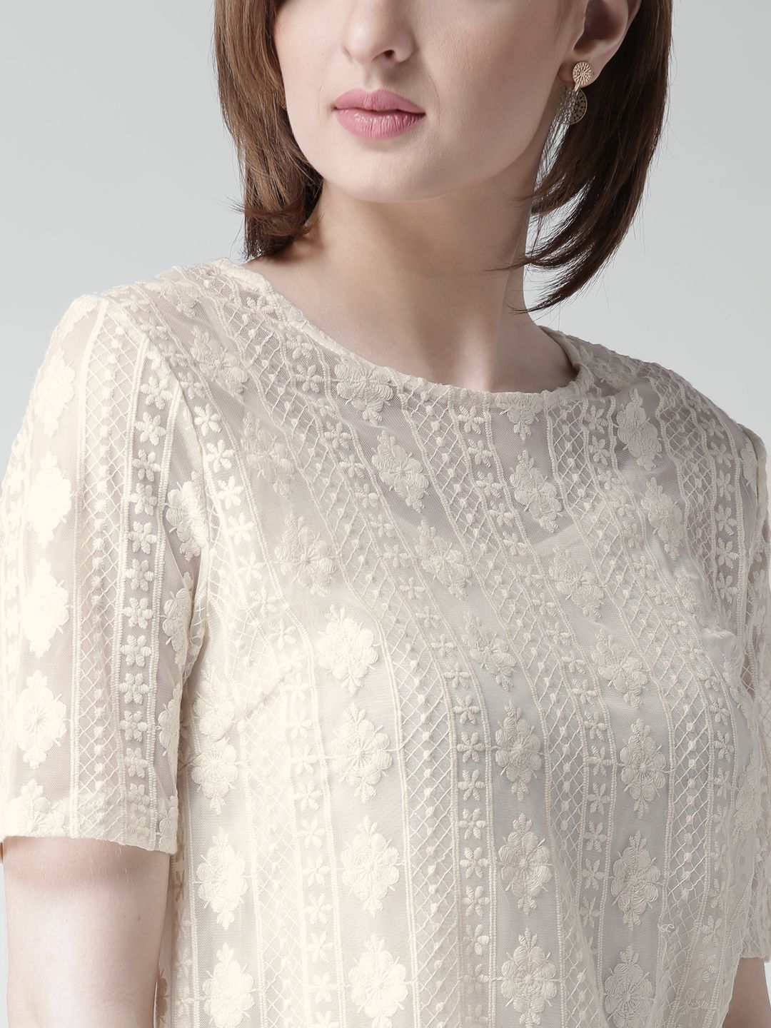 Buy FOREVER 21 Cream-Coloured Lace Shift Dress - Dresses for Women 1103160  | Myntra
