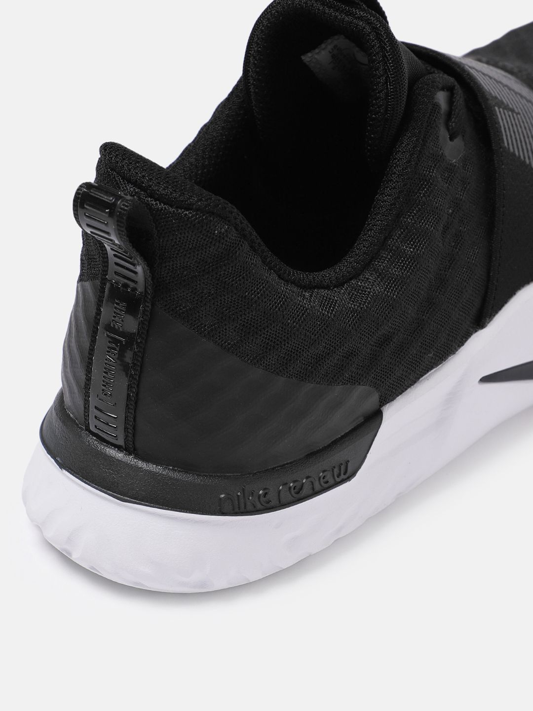 nike in season 5 women's training shoes