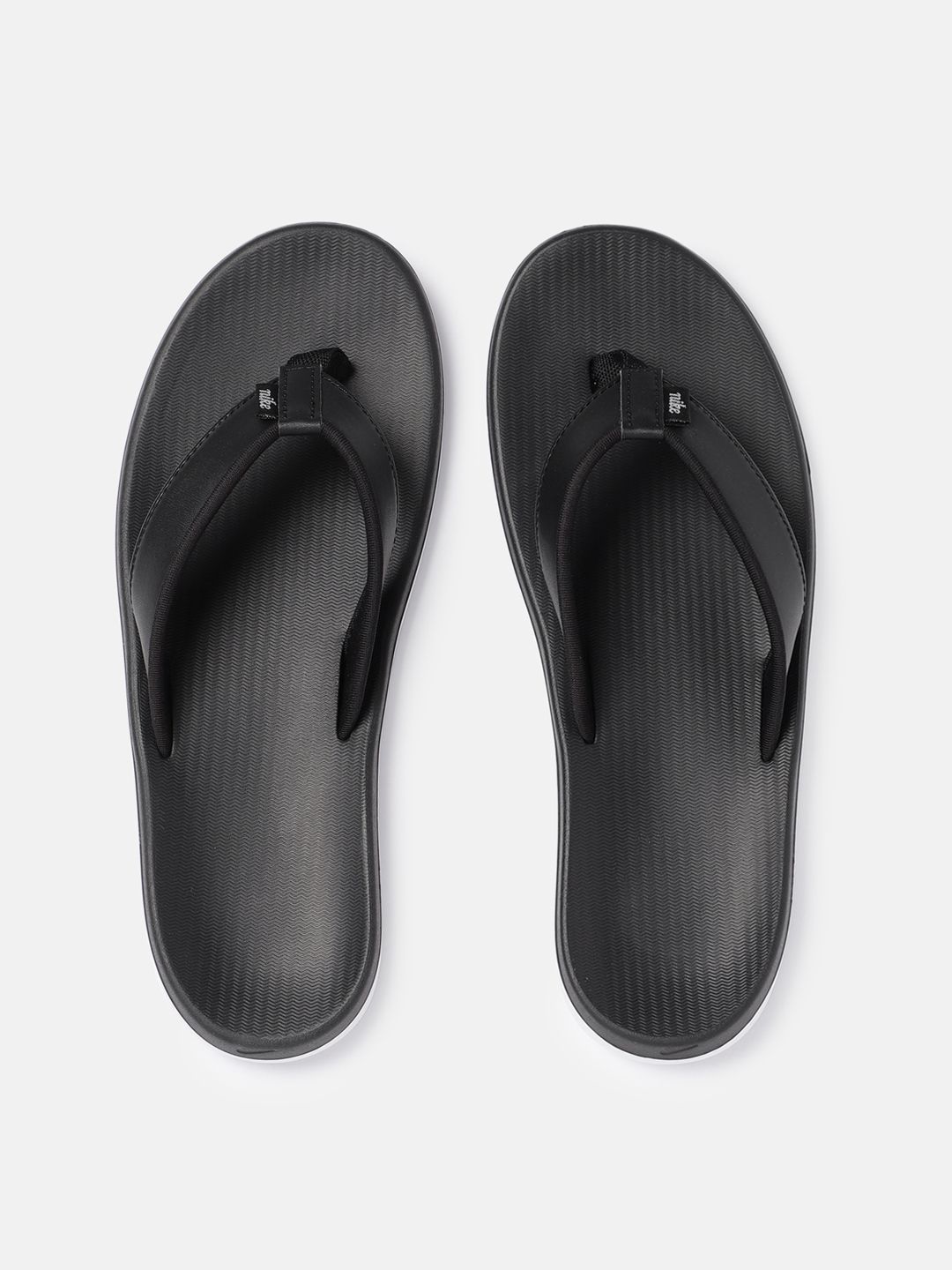 Nike Women Black Textured BELLA KAI THONG Flip-Flops