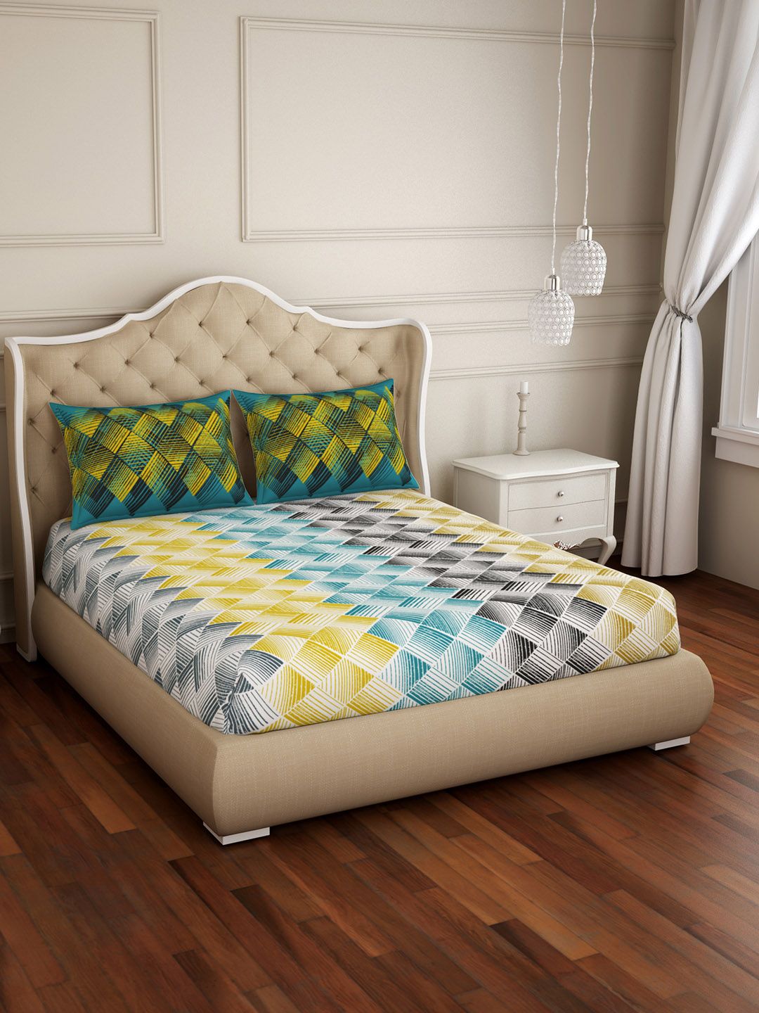 SPACES Multicoloured Geometric 144 TC Cotton 1 Queen Bedsheet with 2 Pillow Covers Price in India