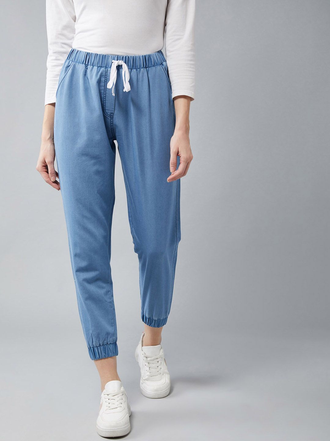 DOLCE CRUDO Women Blue Regular Fit Denim Solid Joggers Price in India