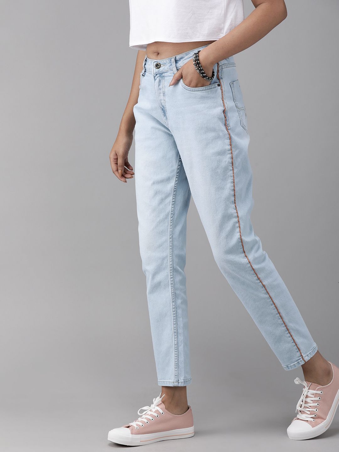 Roadster Women Blue Boyfriend Fit High-Rise Clean Look Stretchable Side Striped Jeans Price in India