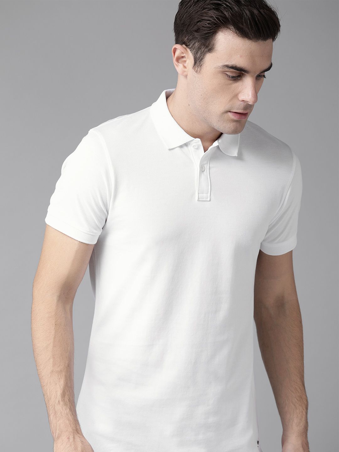 Roadster Men White Solid Polo Collar T-shirt