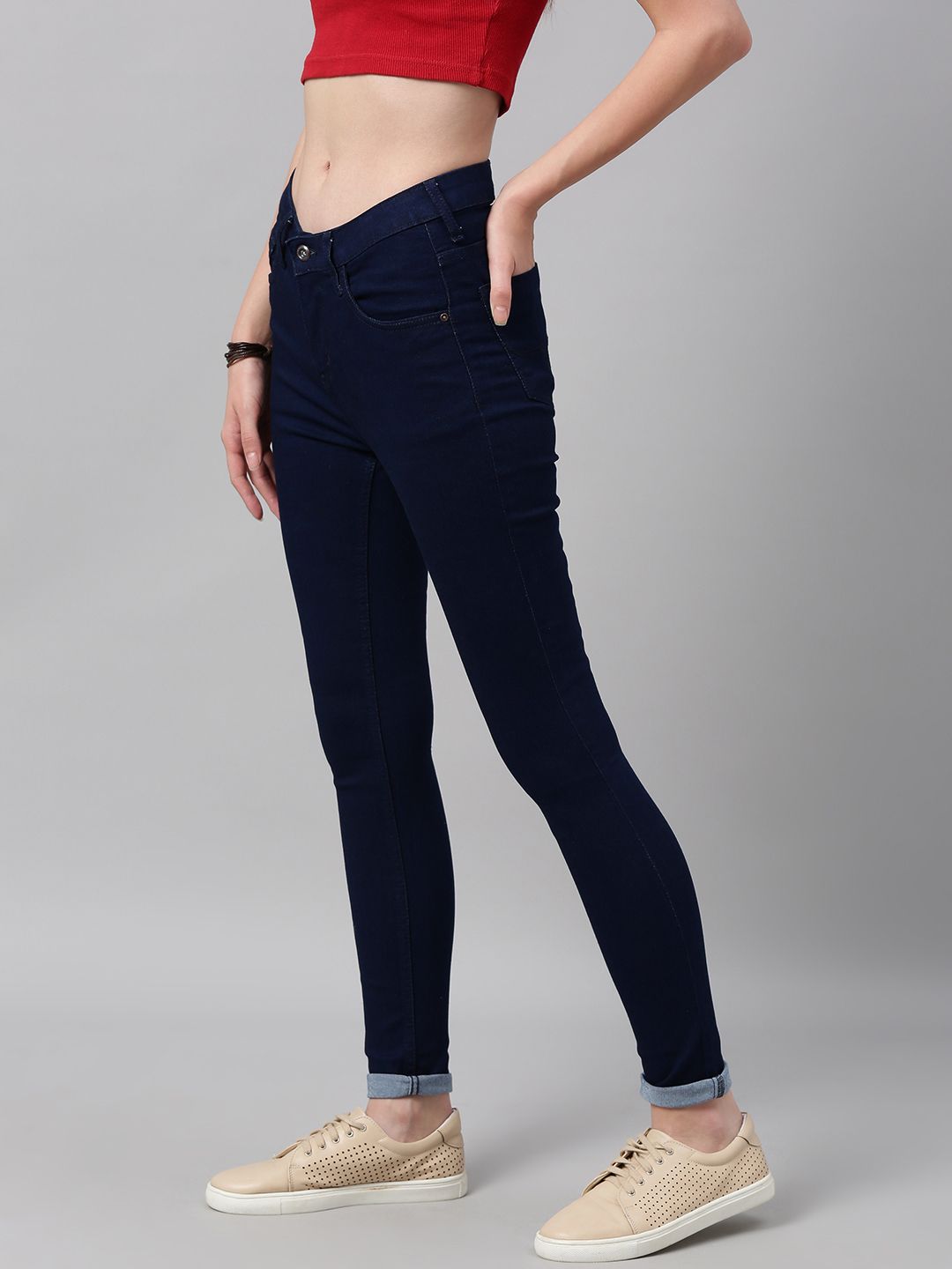 The Roadster Lifestyle Co Women Blue Super Skinny Fit Mid-Rise Clean Look Stretchable Jeans Price in India