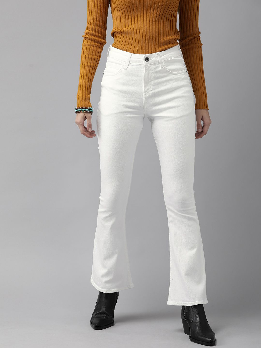 Roadster Women White Bootcut Mid-Rise Clean Look Stretchable Jeans Price in India