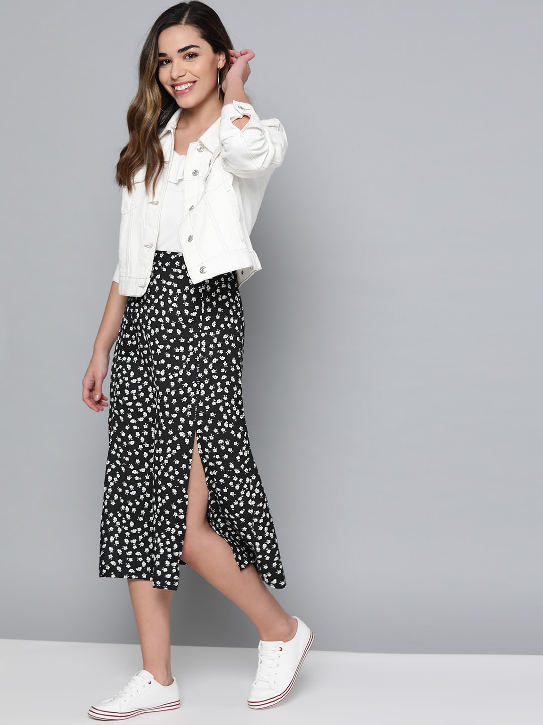 Mast & Harbour Black & White Printed A-Line Skirt Price in India