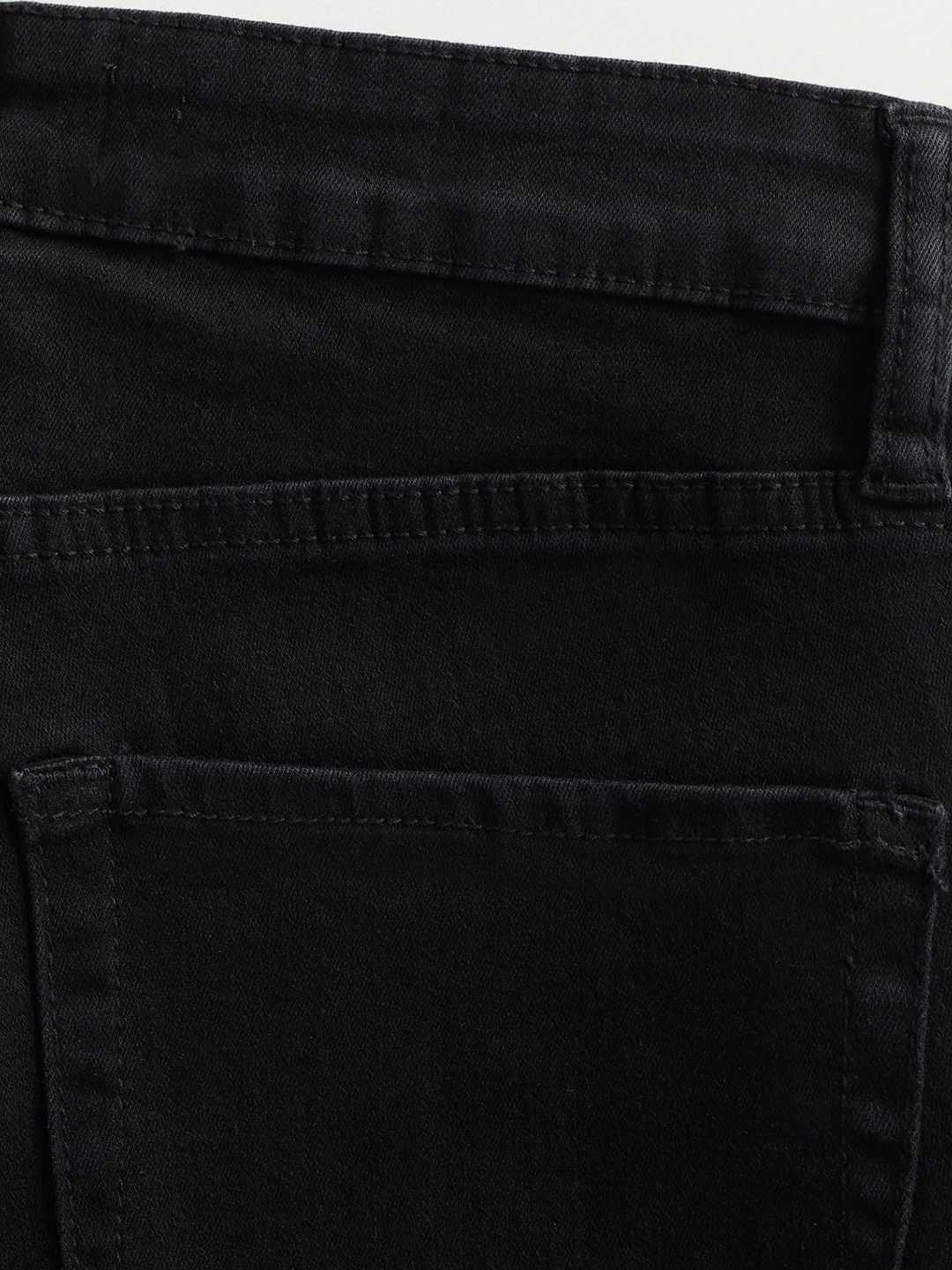 Black Skinny Fit Mid-Rise Clean Look Stretchable Cropped Sustainable Jeans
