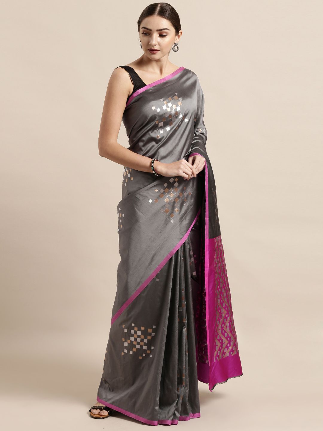 VASTRANAND Grey Silk Blend Woven Design Banarasi Saree