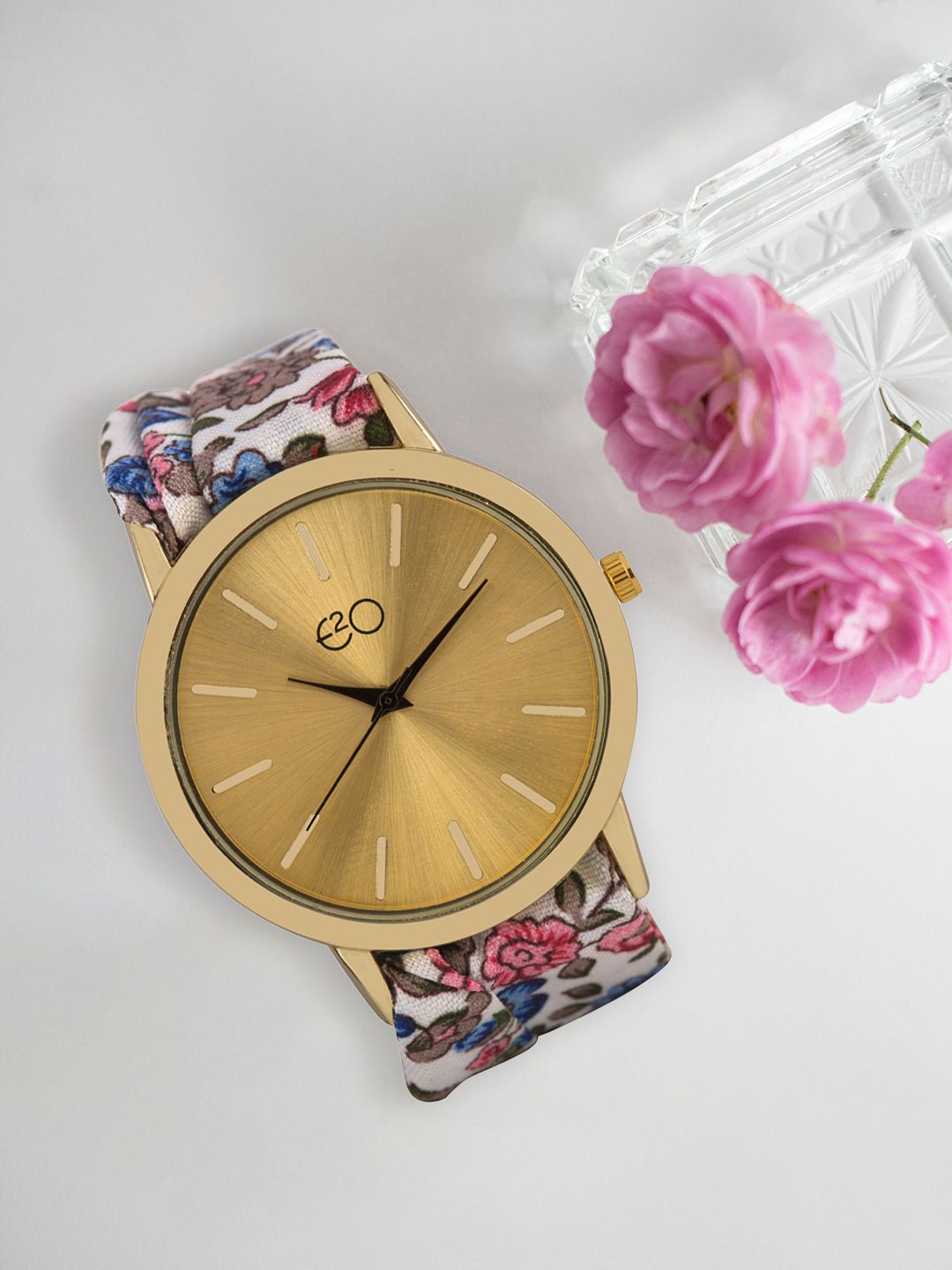 E2O Women Gold-Toned Analogue Watch 8907038079713 Price in India