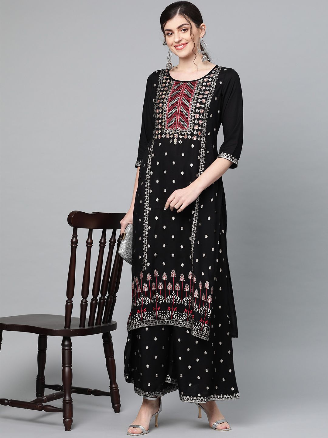 Ishin Women Black & Golden Printed Kurta with Palazzos